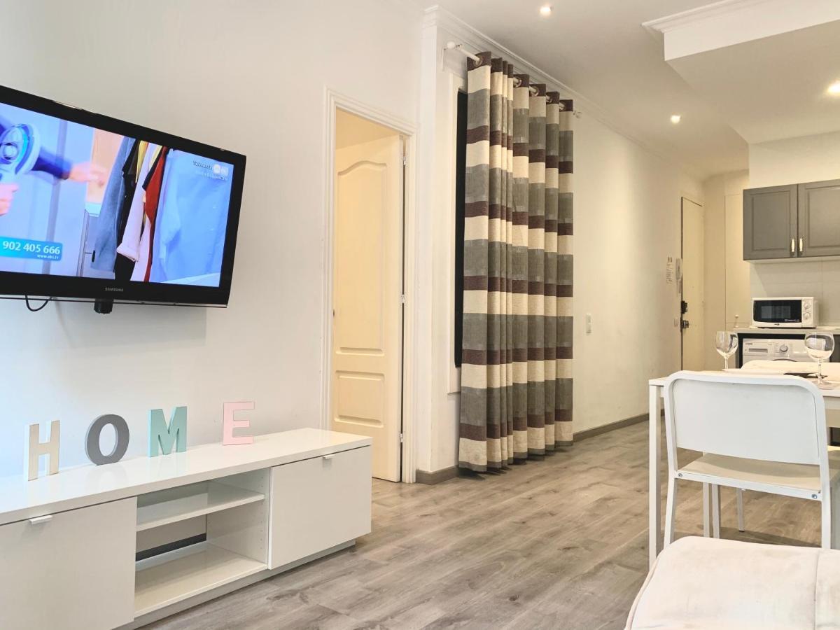Charm Sagrada Familia Apartment บาร์เซโลนา ภายนอก รูปภาพ