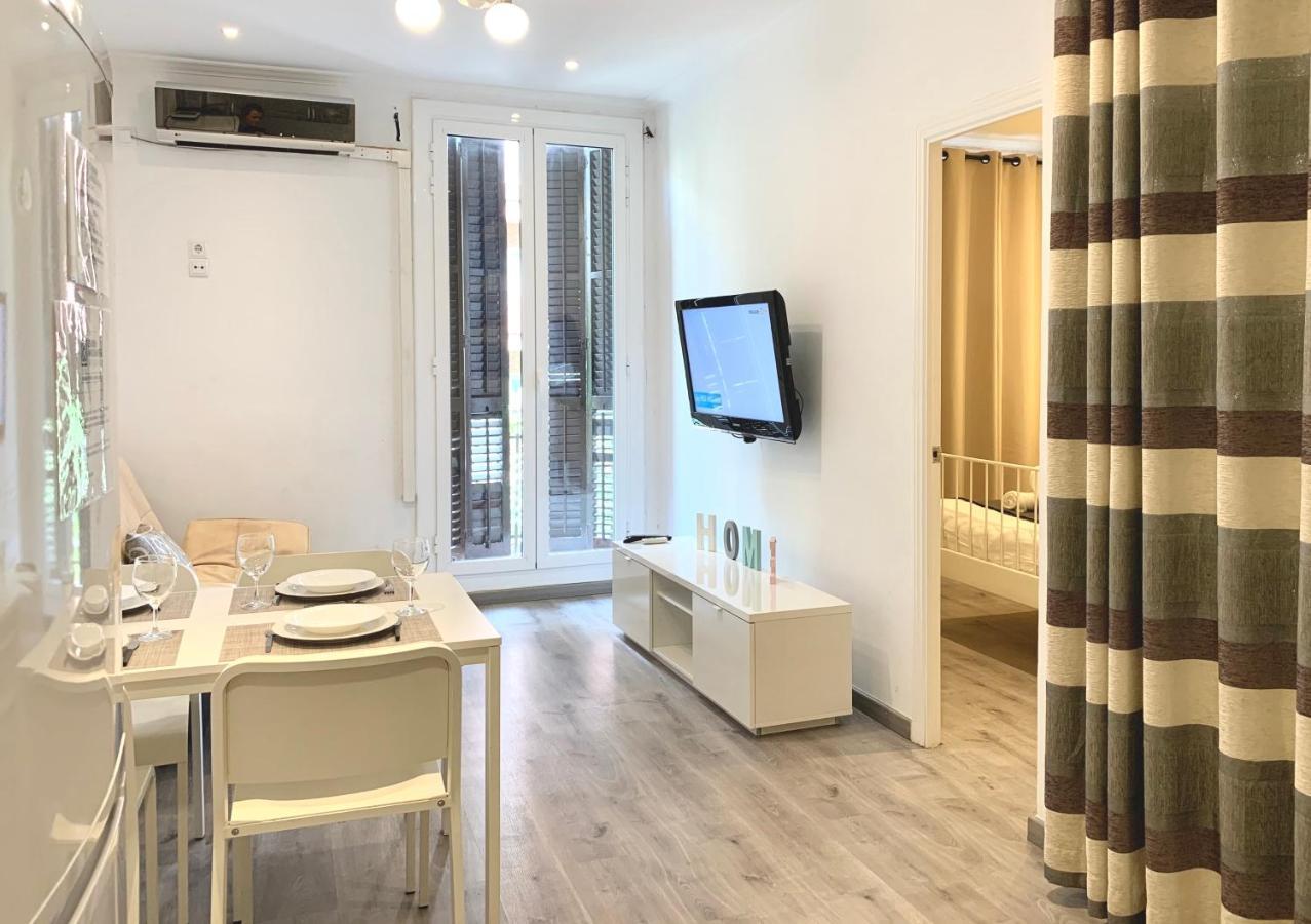 Charm Sagrada Familia Apartment บาร์เซโลนา ภายนอก รูปภาพ