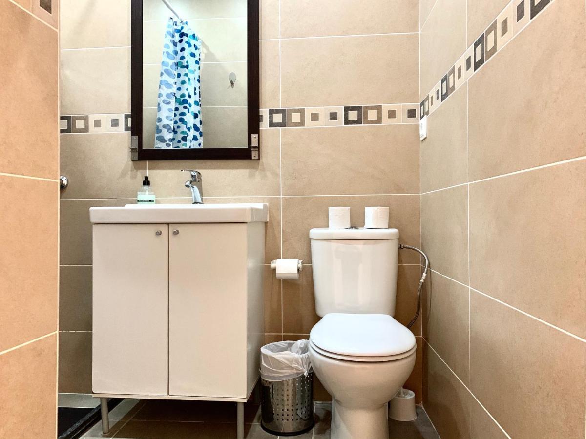 Charm Sagrada Familia Apartment บาร์เซโลนา ภายนอก รูปภาพ
