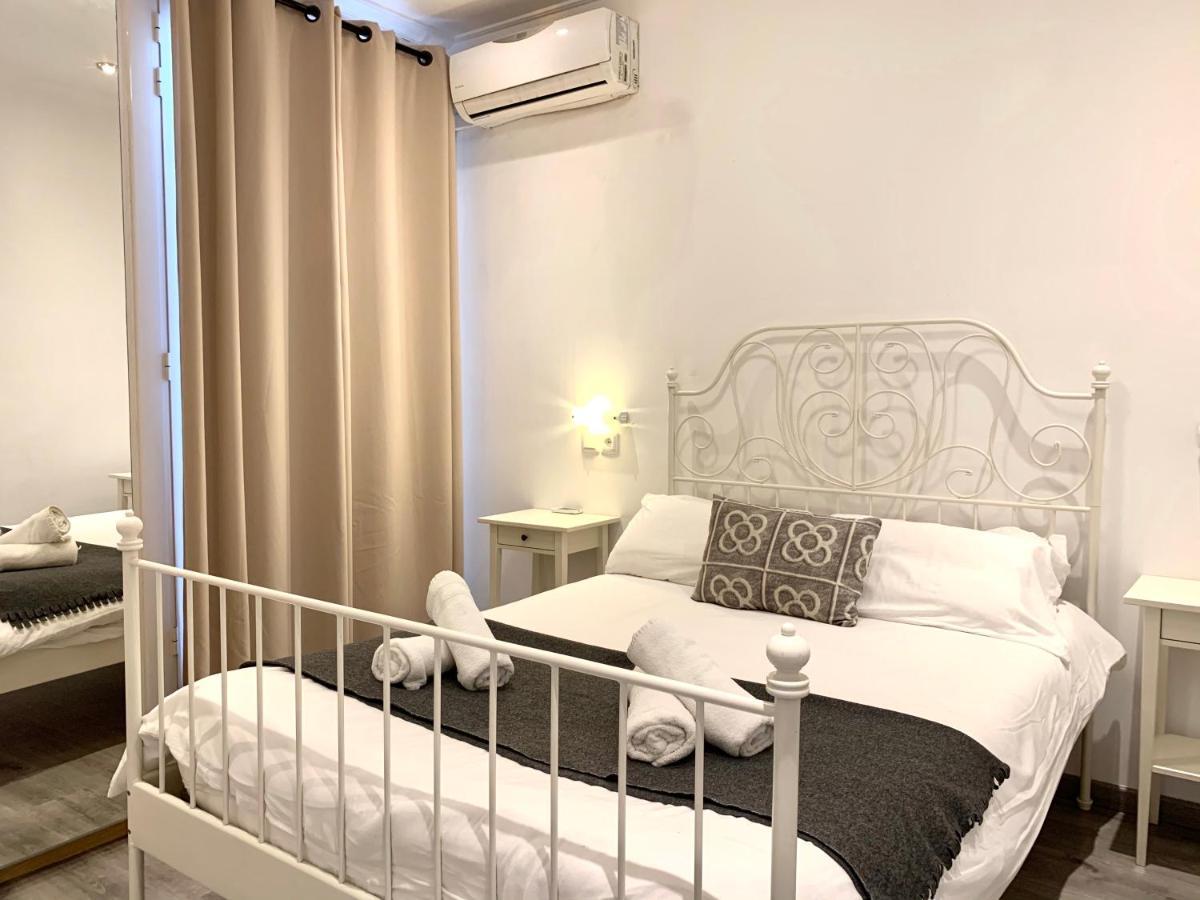 Charm Sagrada Familia Apartment บาร์เซโลนา ภายนอก รูปภาพ